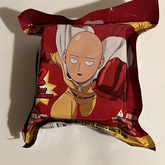 Two, One punch man backpack hangers - Picture 2 of 6